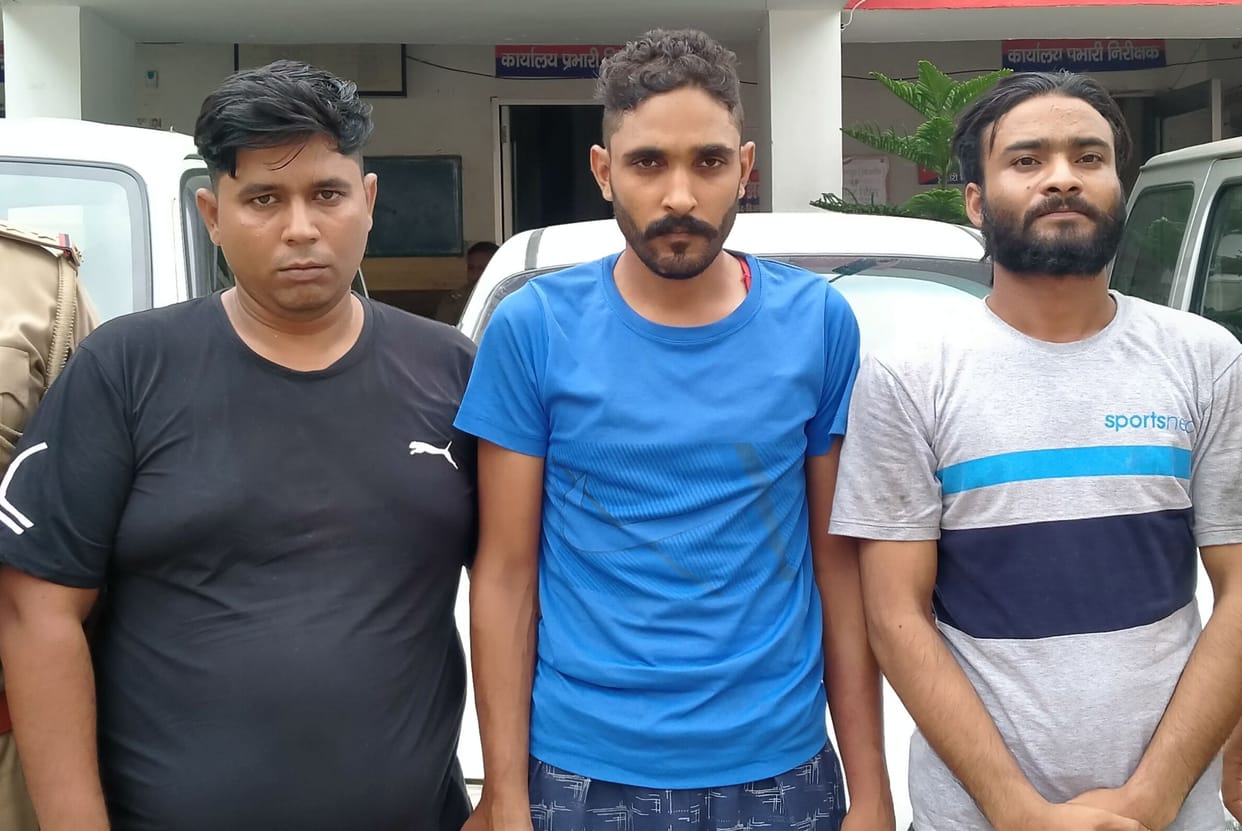 Three thieves caught with three stolen cars