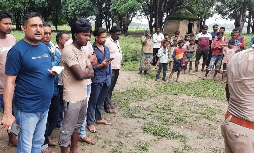 dead body found in budhi rapti river in siddharthnagar
