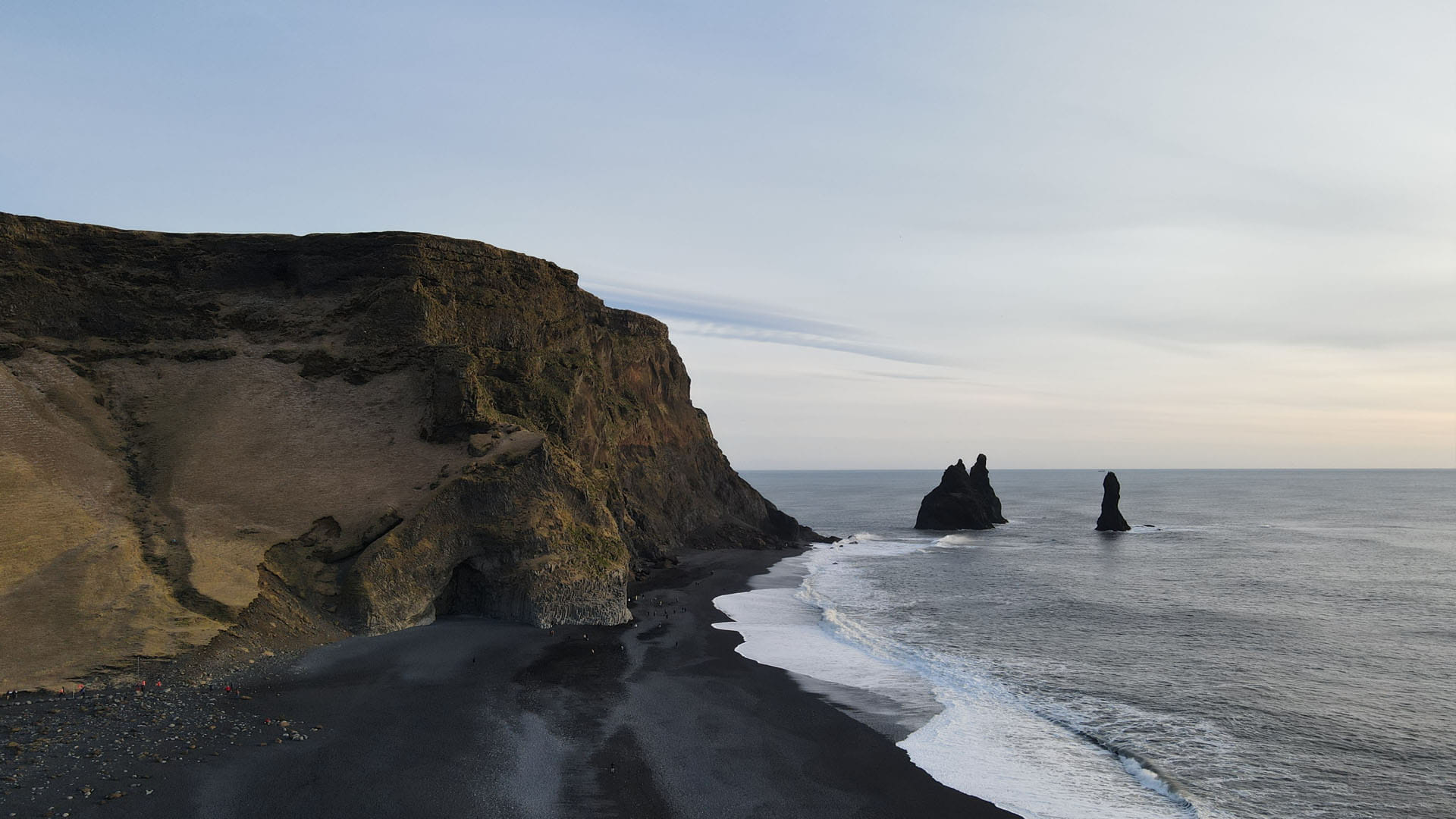 Dangerous Black Sand Beaches in India Know About Surat Dumas Beach All Details in Hindi