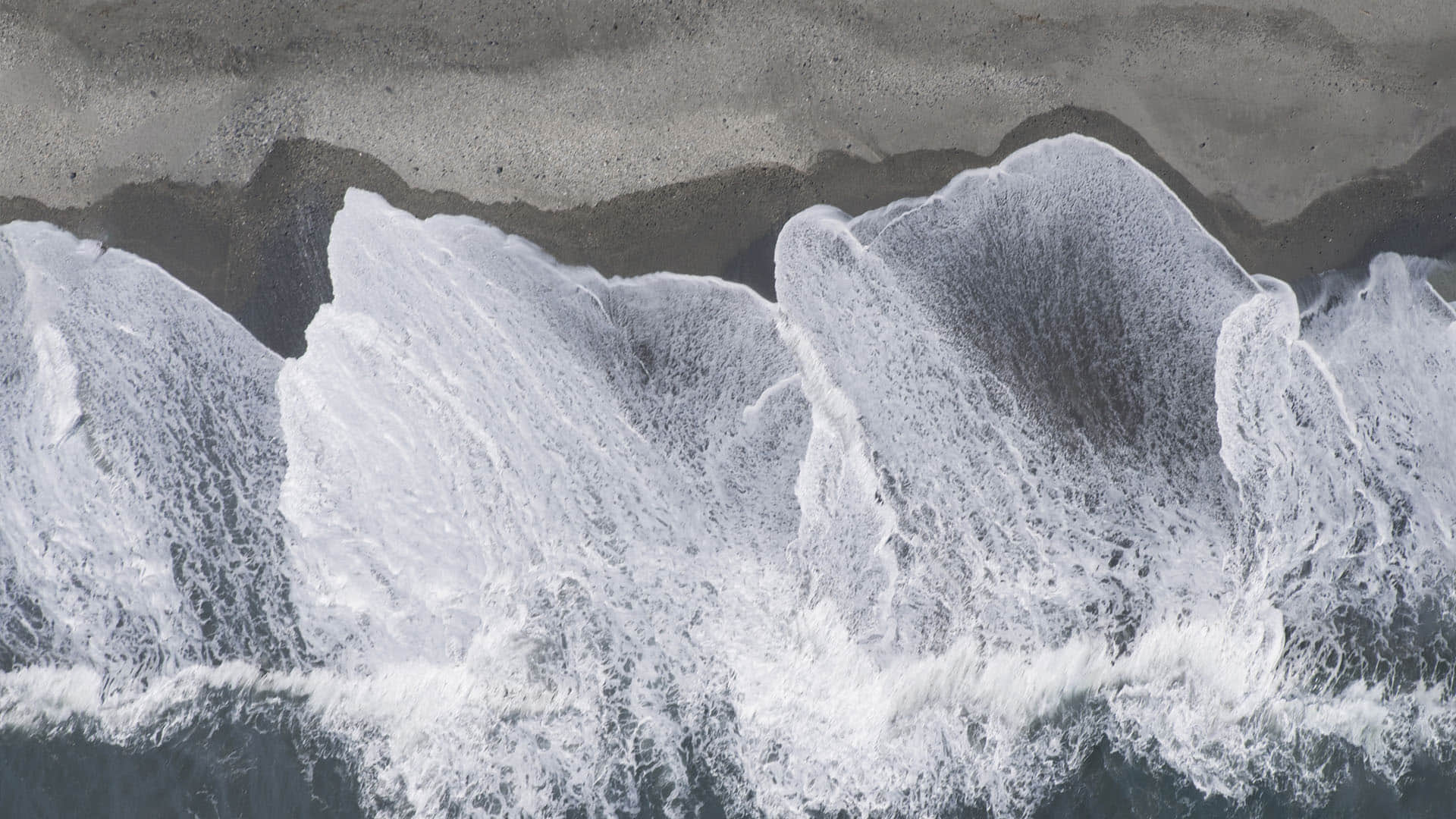 Dangerous Black Sand Beaches in India Know About Surat Dumas Beach All Details in Hindi
