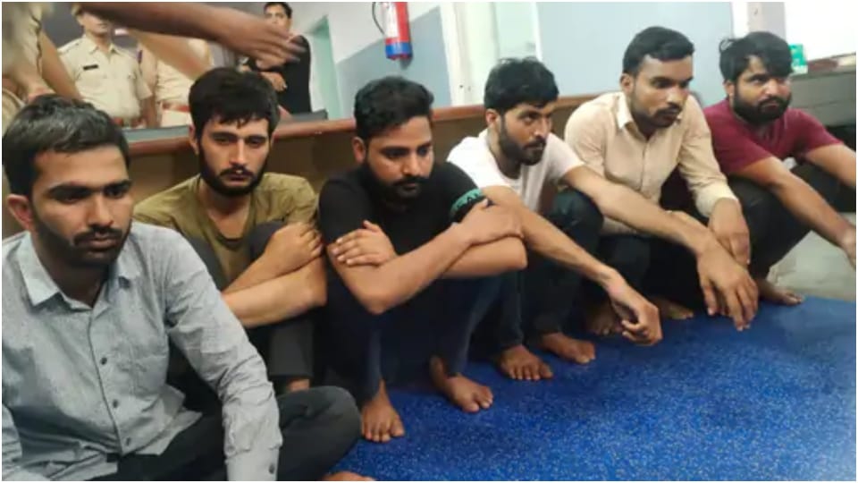 Six members of fake currency printing gang arrested in Bikaner