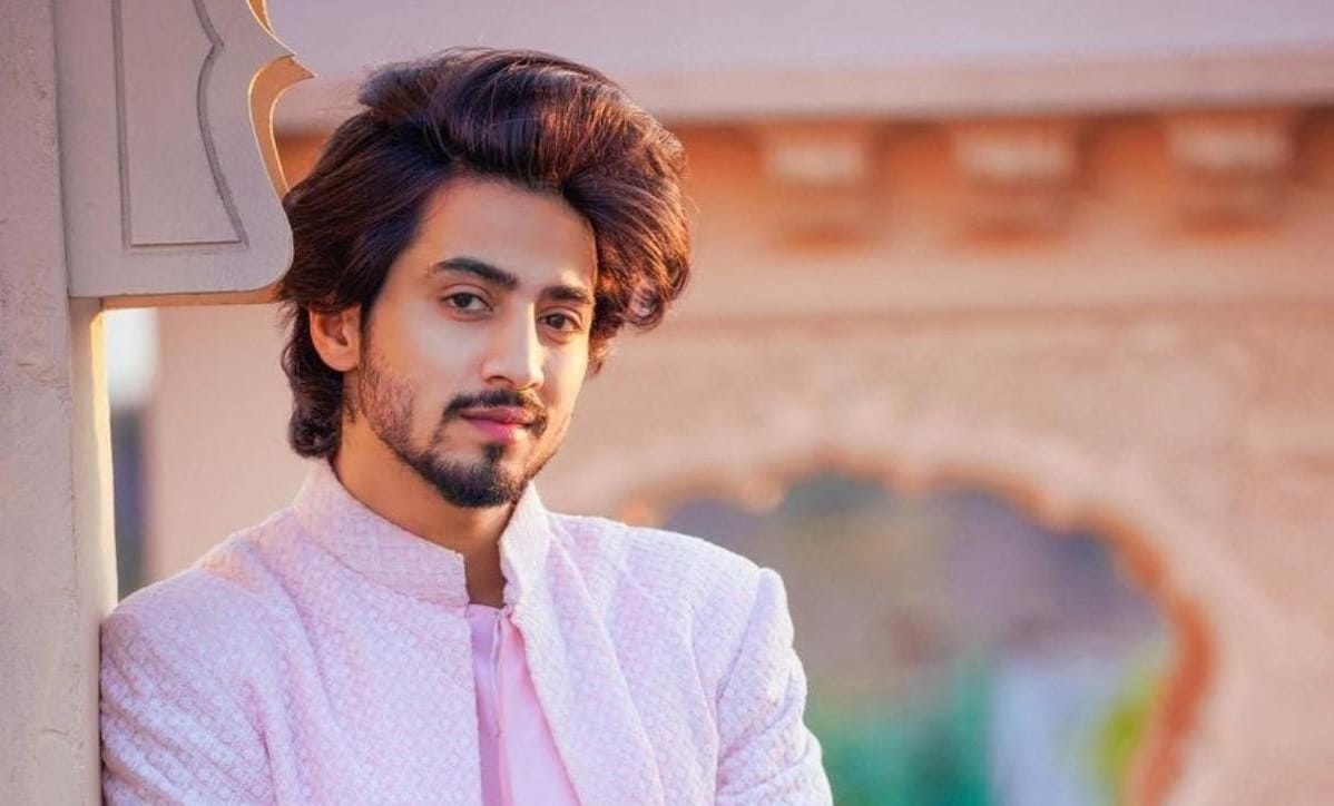 Khatron KE Khiladi 12 Contestant Faisal Shaikh 28 Million Followers on Instagram News in Hindi
