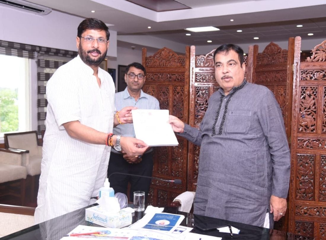 Mant MLA Rajesh Chaudhary met Union Minister Nitin Gadkari