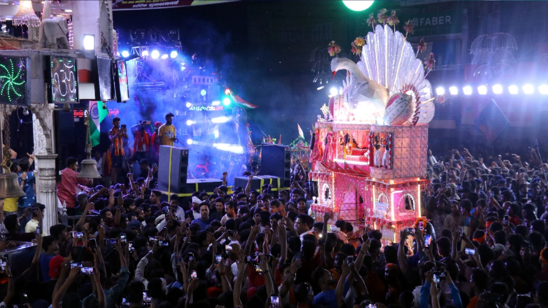 kanwad Yatra Photo Har-har Shambhu Shiv Mahadeva, Shivabhaqt dance on DJ all night with faith