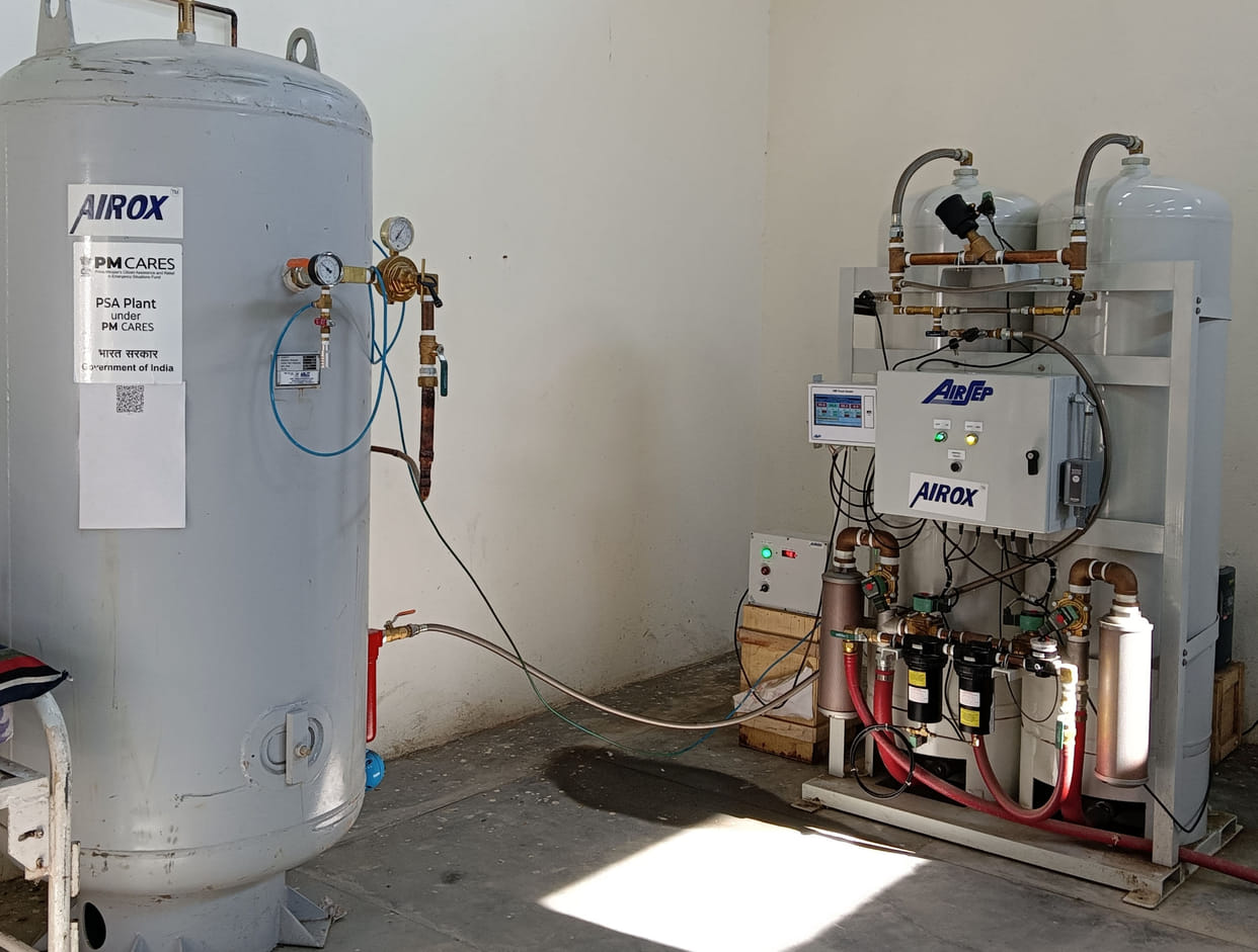 Oxygen in three big hospitals of the district