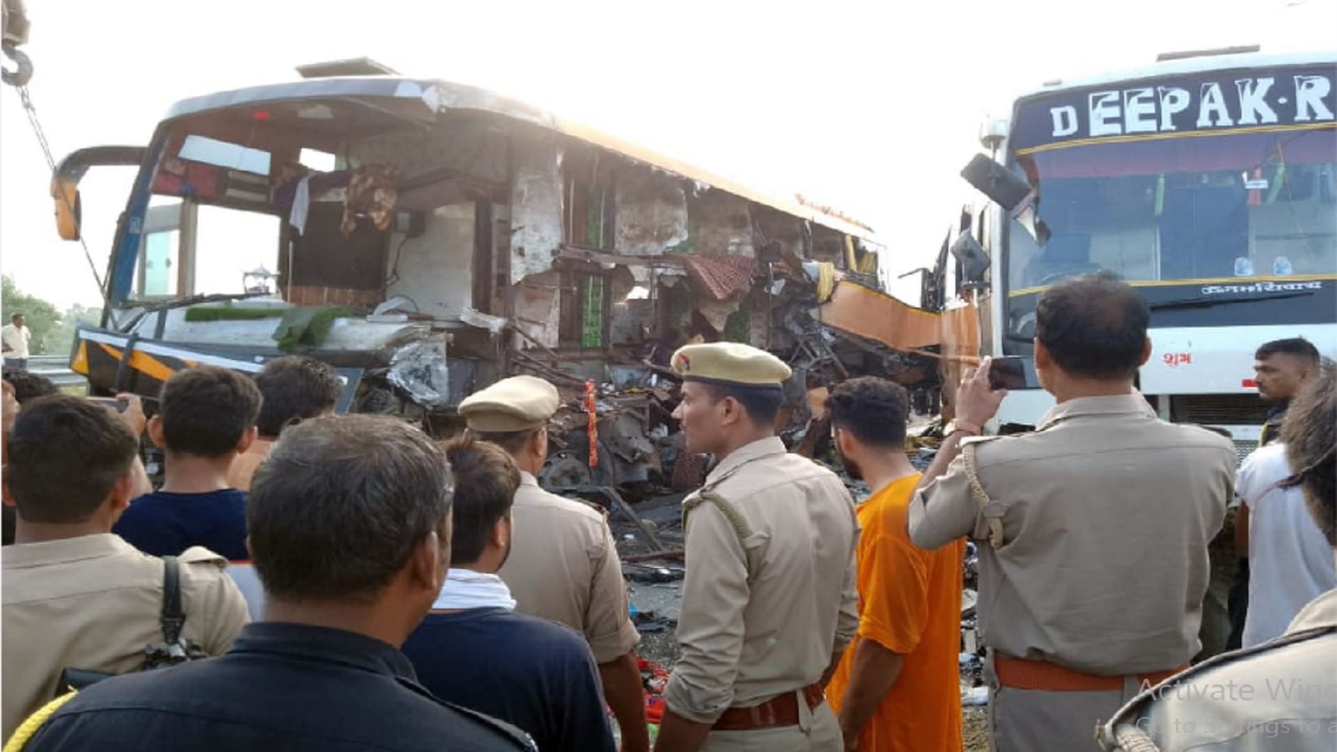 Double Decker Bus Accident on Purvanchal Expressway in Barabanki 8 People Died Latest News see Photos