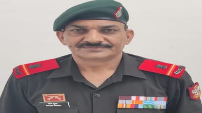 सूबेदार मेजर संजय कुमार।
