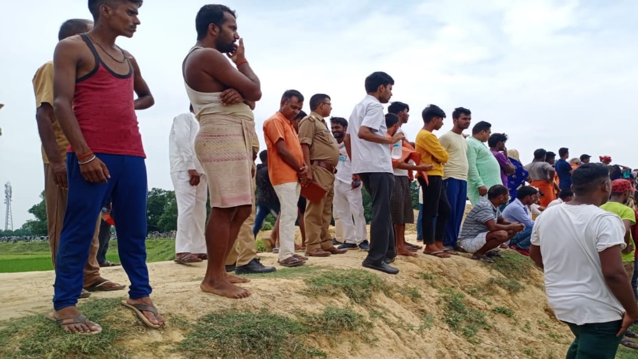 Dead body of a drowned teenager found in old Rapti river