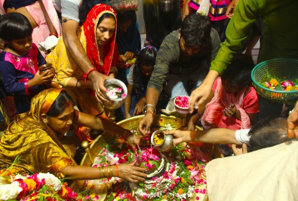 Sawan Shivratri 2022: Heavy Crowd of Devotees for Lord Shiva Puja in Uttarakhand Photos
