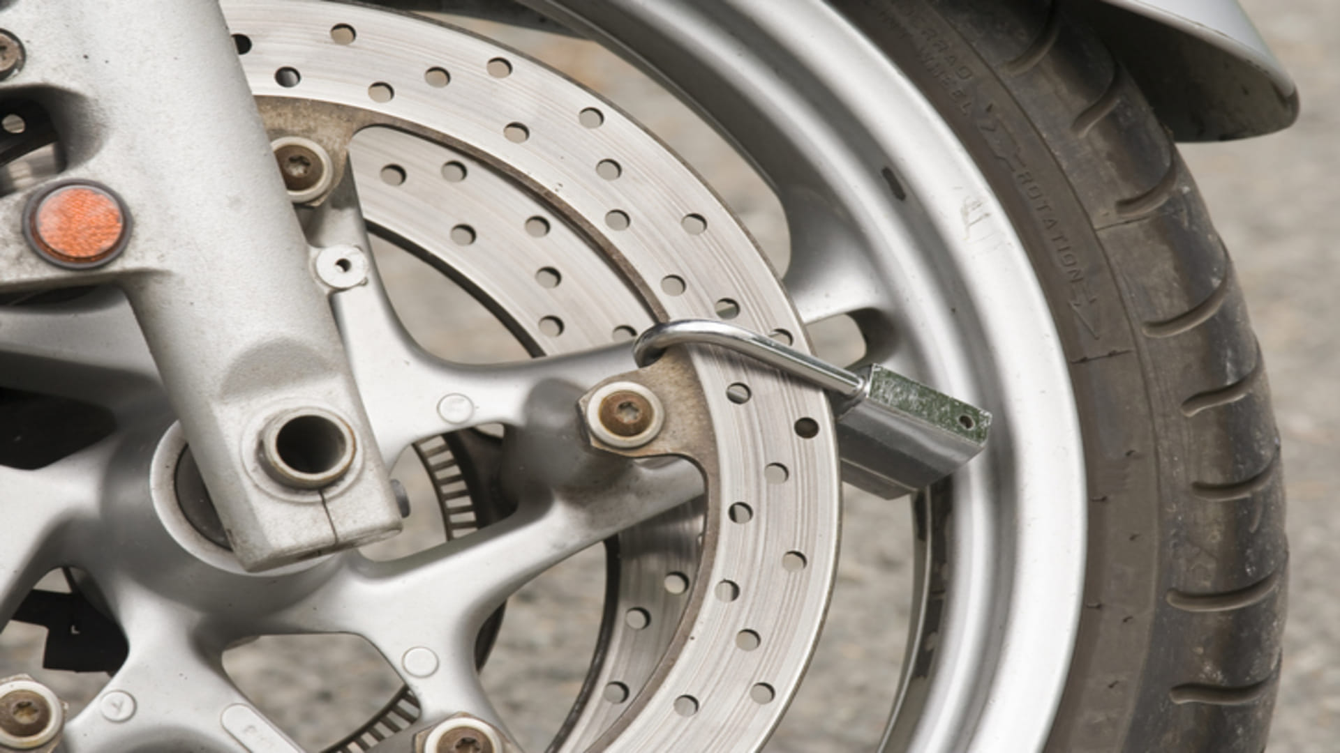 Bike Anti Theft Lock: This Anti Theft Device Will secure your bike From Theft