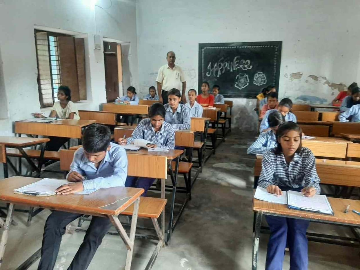 1717 students gave the basic entrance exam, 225 were absent