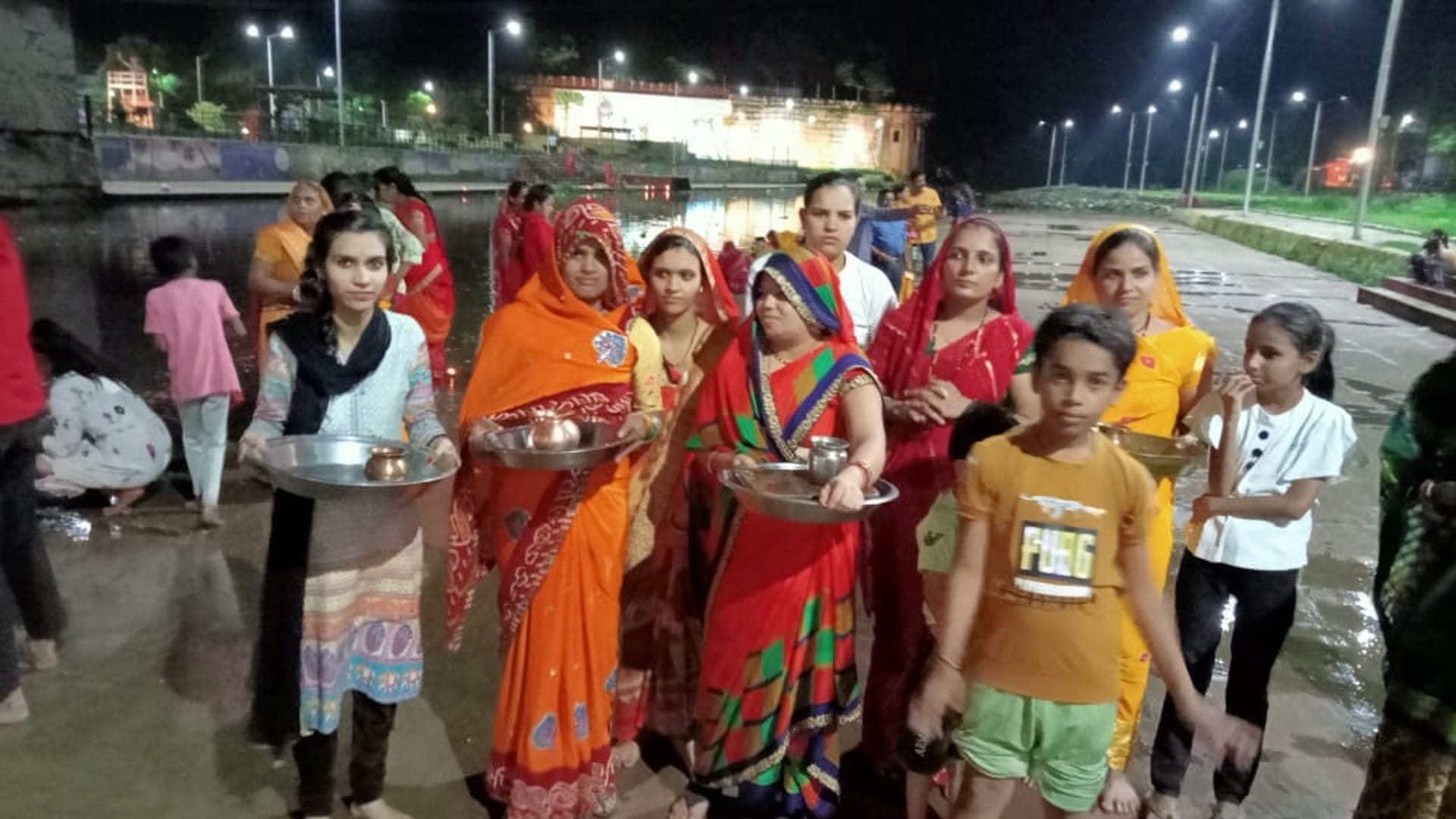 In Shajapur, on the Shivratri of Sawan, the consecration of Shiva took place from house to house,