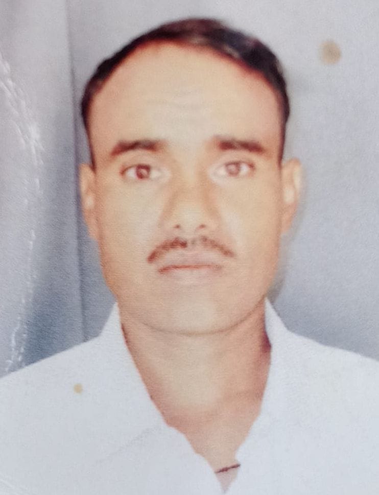 Chitrakoot: Farmer died due to lightning, two scorched, 13 sheep, 13 goats and 5 pigeons also died