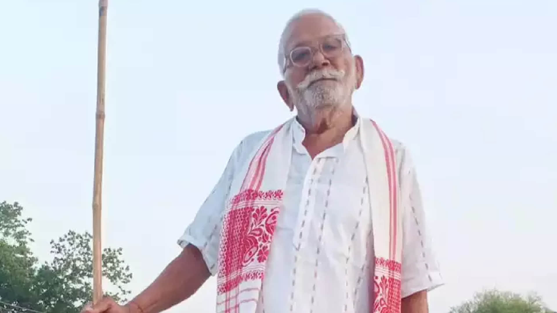 Bhojpuri Folk Singer Jang Bahadur Singh who still sings at 102 age Know About His Unknown Facts