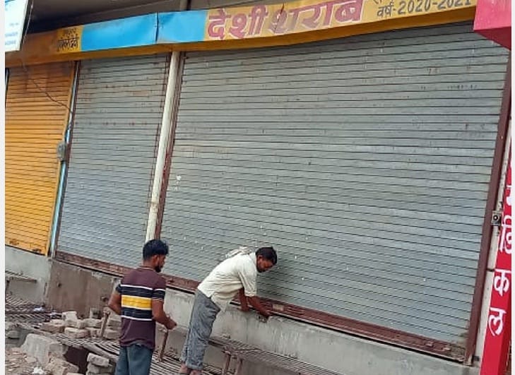 Diwan's letter sent on contract for liquor in Farrukhabad went viral, SP suspended the accused