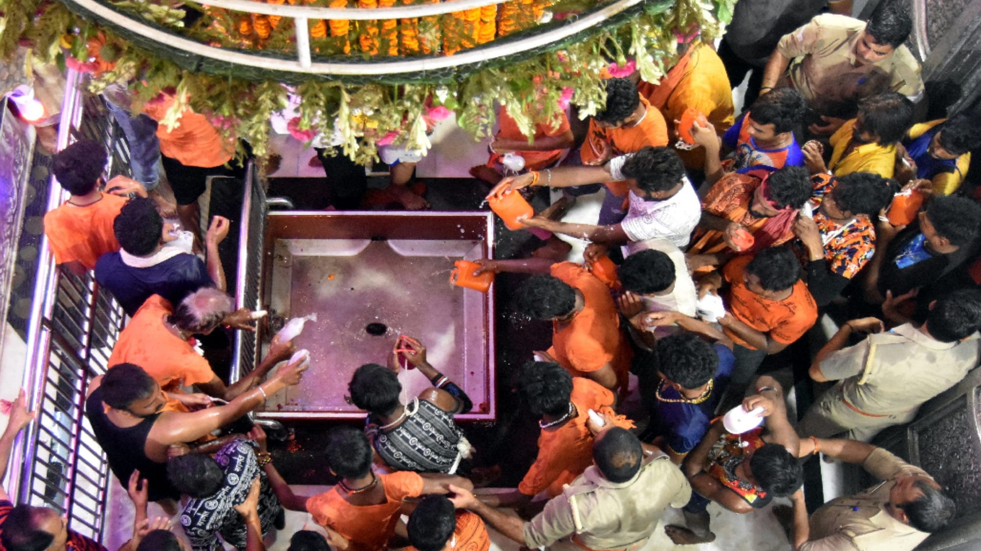 Kanwar Yatra 2022 ends with Jalabishek, approx four crore kanwariyas picked Gangajal from Haridwar