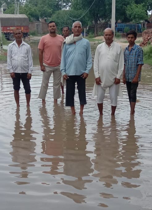 Kotana-Adlabad link road turned into potholes
