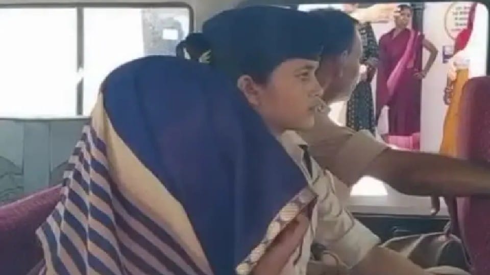 Gwalior: The woman, who reached the SP office with a complaint, set herself on fire