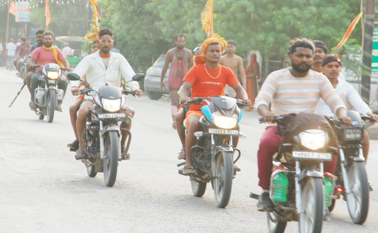 4.95 lakh Shiva devotees passed through the city