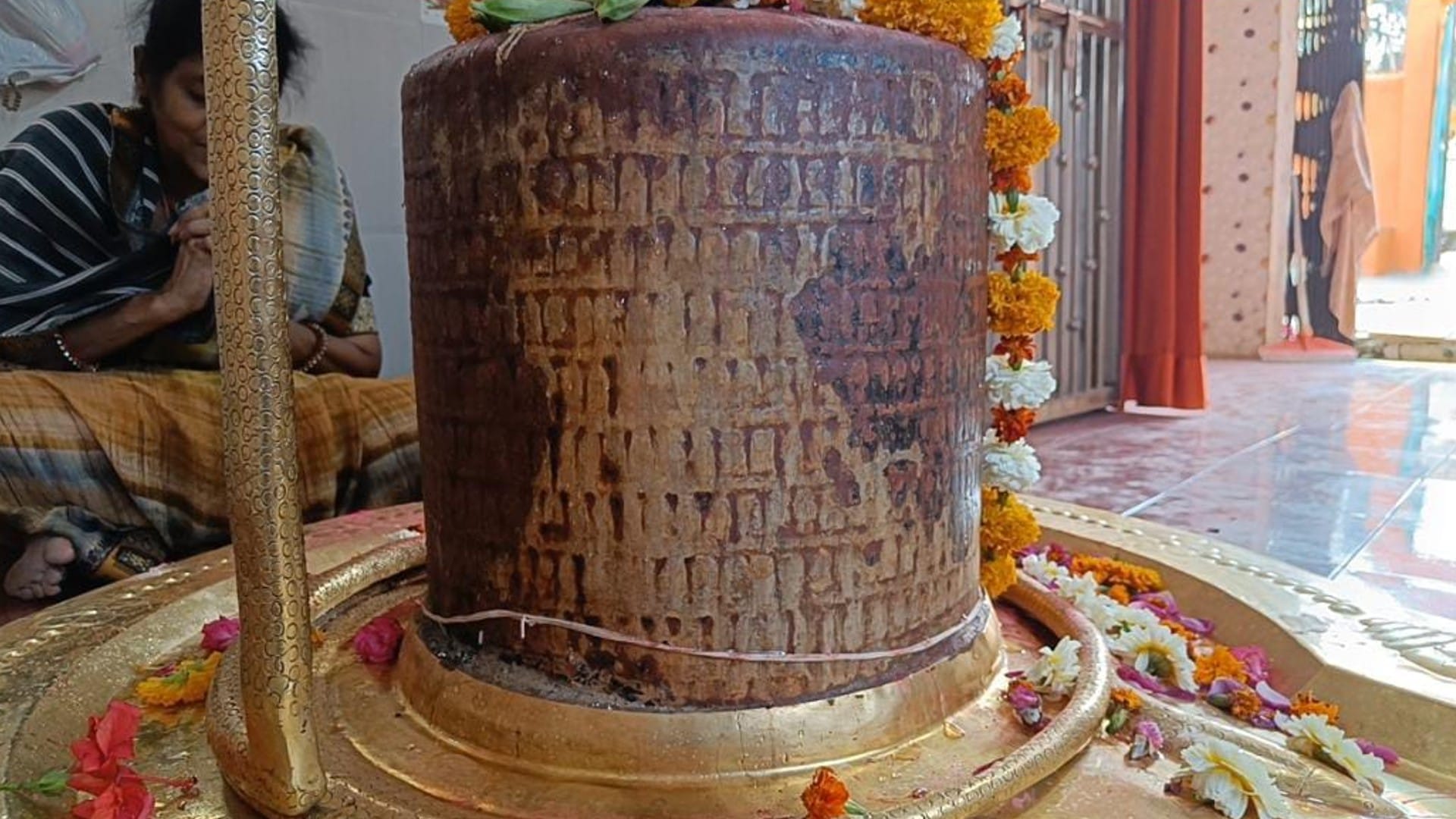 Sawan 2022: This temple of Madhya Pradesh has a unique statue of Shiva, one thousand Shivlings are contained