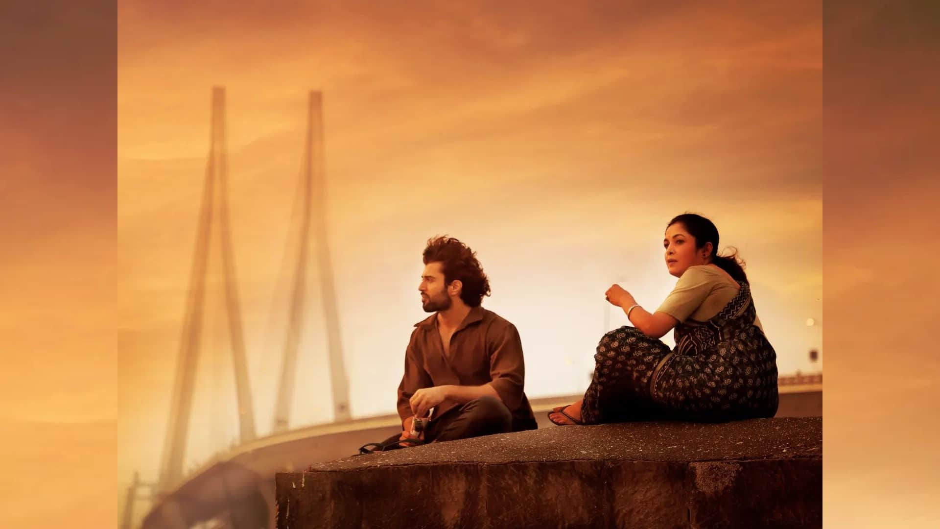 liger actress Ananya Pandey reached Vijay Deverkonda house and blessings from actor mother see latest pics