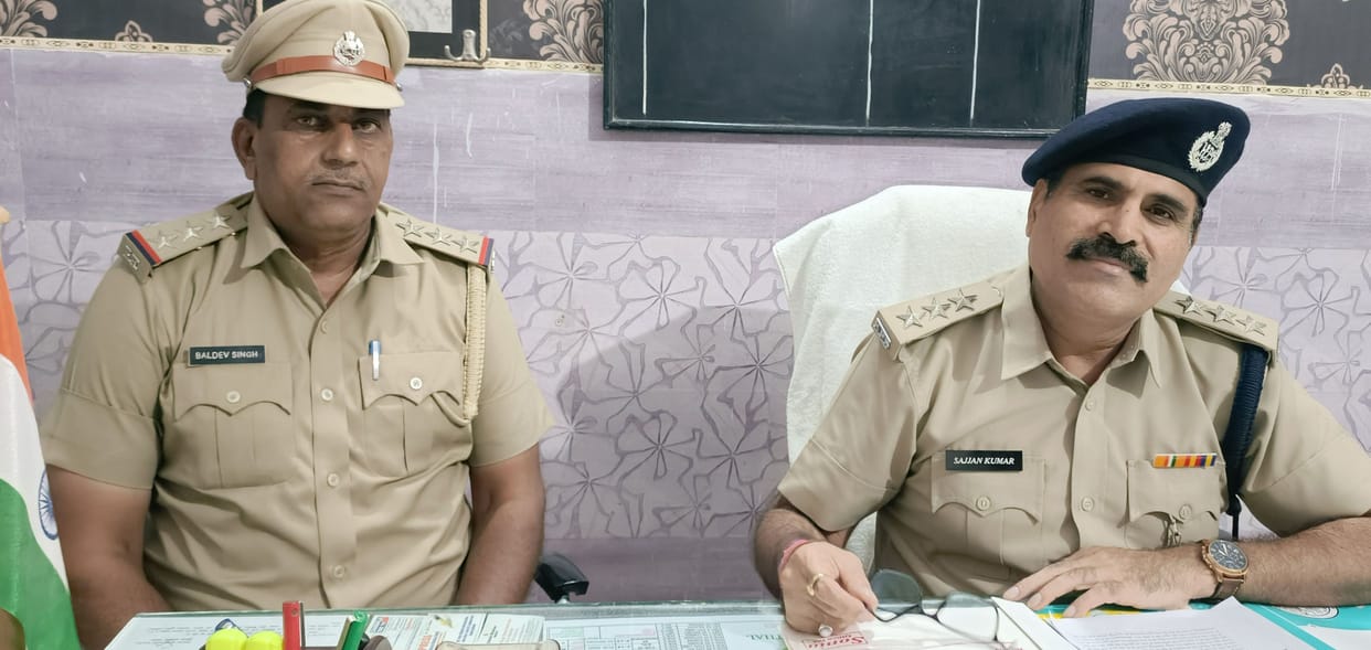 "Husband had slit the wife's throat in village talk"