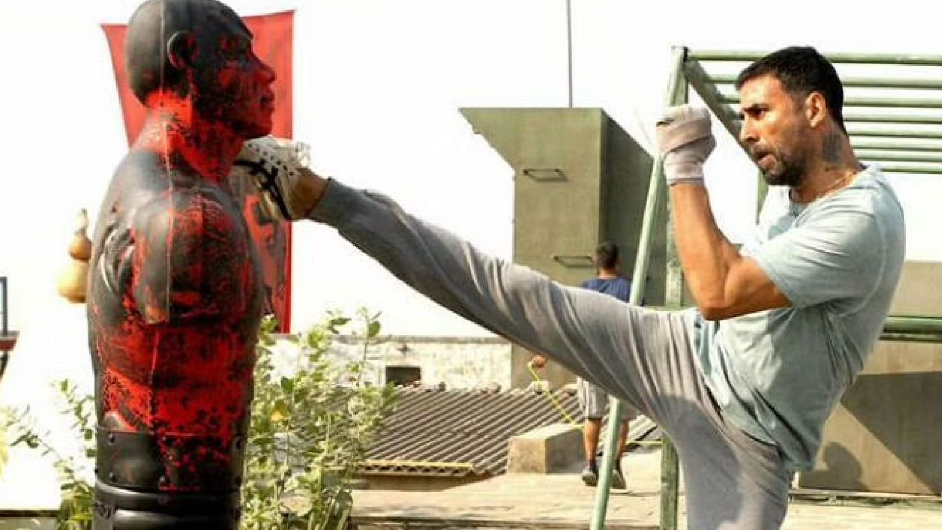 Actors Who Played Sports Some of them are National Level Players Rahul Bose Saqib Saleem Akshay kumar