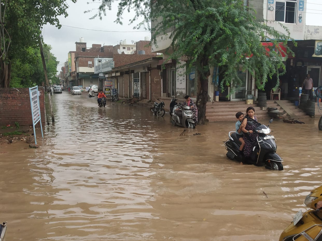 9mm rain in Sirsa, temperature drops by two degrees
