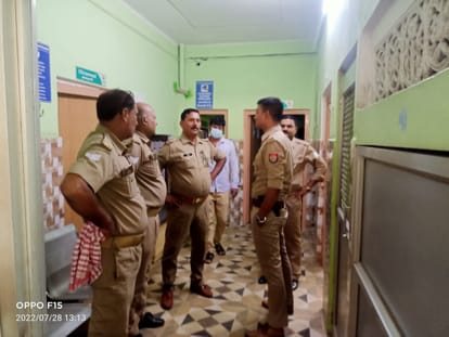 Sadhu commits suicide by shooting himself in swami adgadanand Sakateshgarh ashram mirzapur