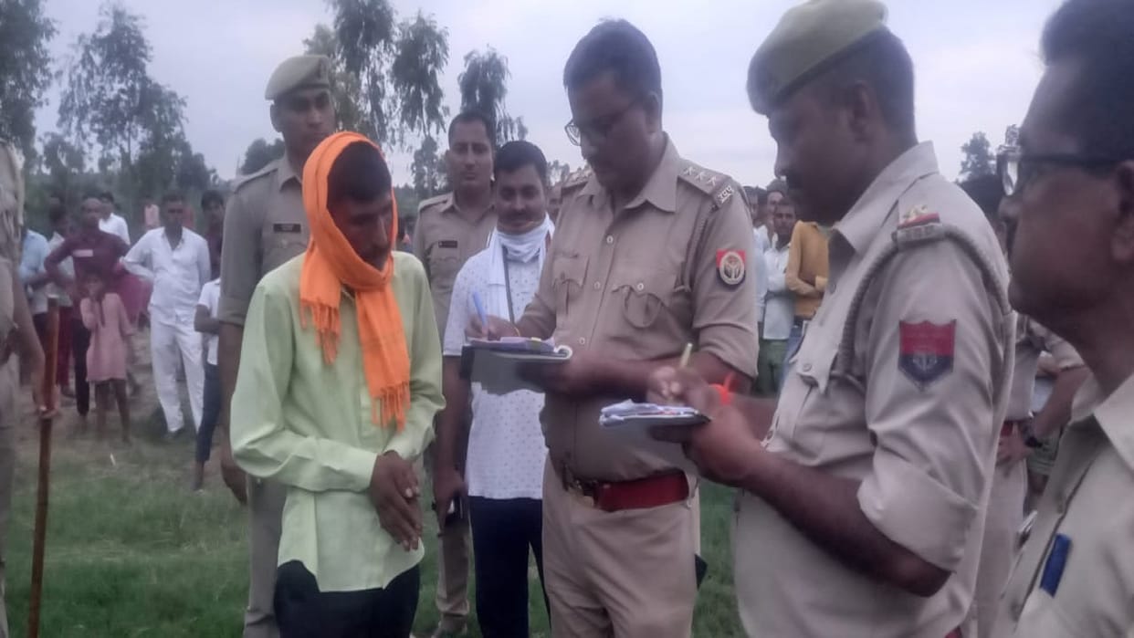 Brutal murder of a married woman in Sahaswan area of Badaun police engaged in investigation