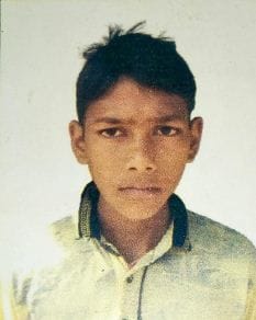 Hathras: Snake bites four people, death of a teenager