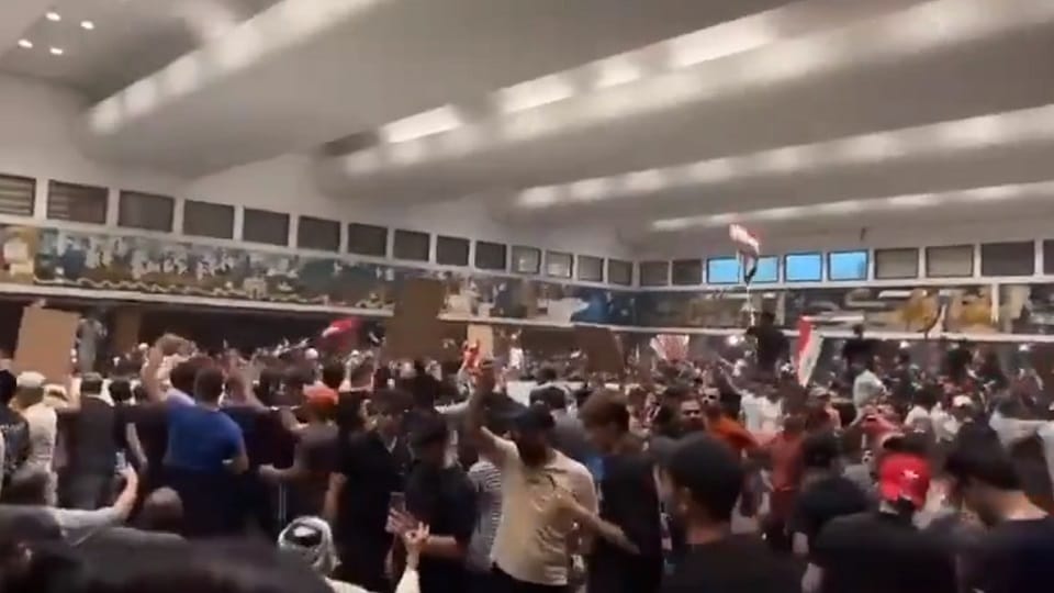 Iraq Protest: Iraqi protesters storm Parliament for second time in 72 hours