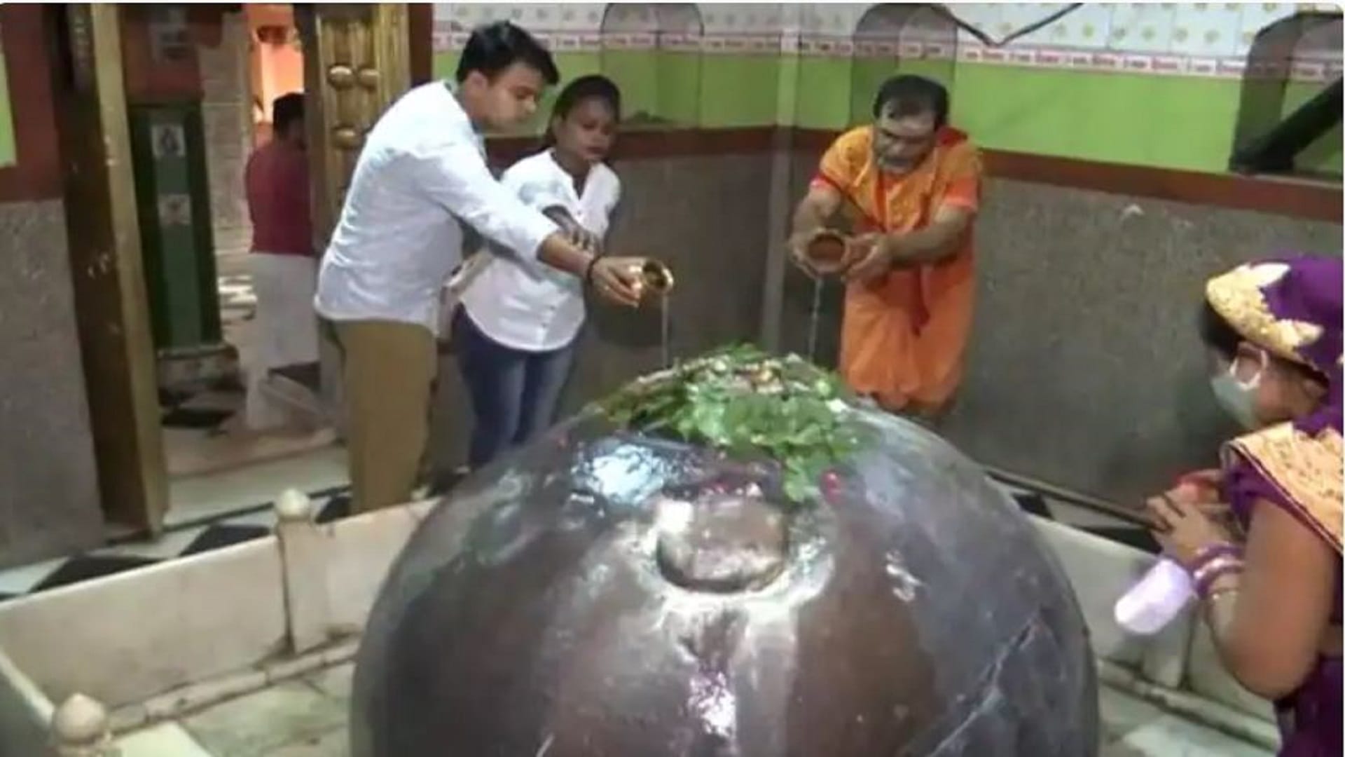 all you need to know about jageshwar mahadev shivling in varanasi