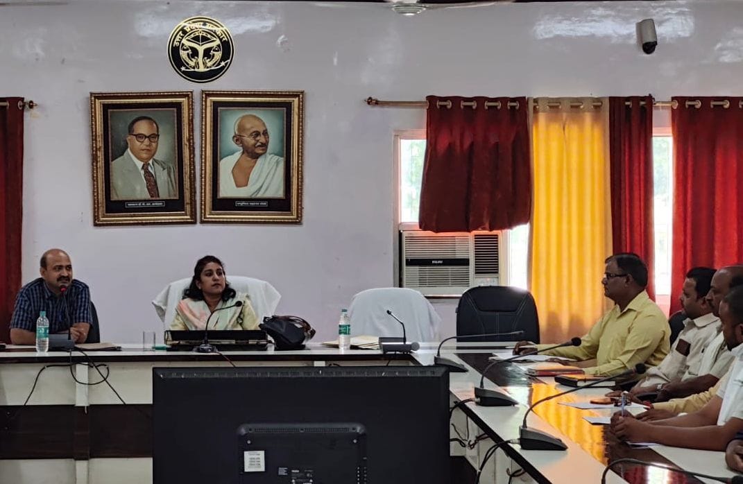 Everyone's cooperation is necessary in linking the voter list with Aadhaar