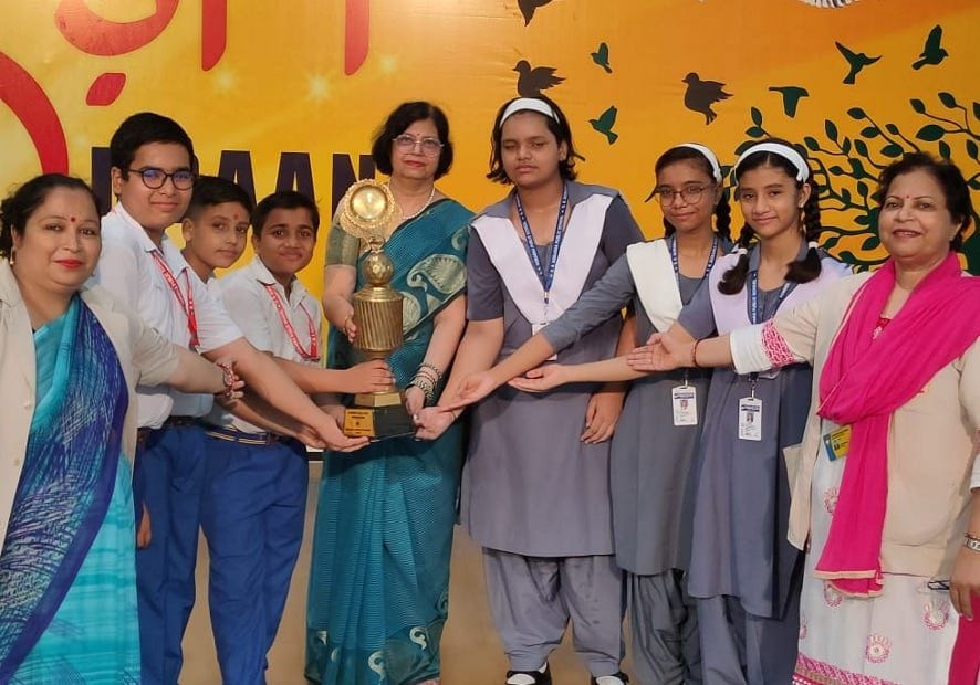 Bhagat, Tagore and Vivekananda Sadan won the badminton trophy