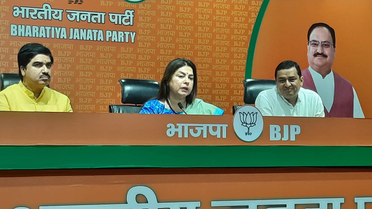 BJP attacks on Arvind Kejriwal and Mamta Banerjee over ED raid on Satyendra jain and partha chatterjee