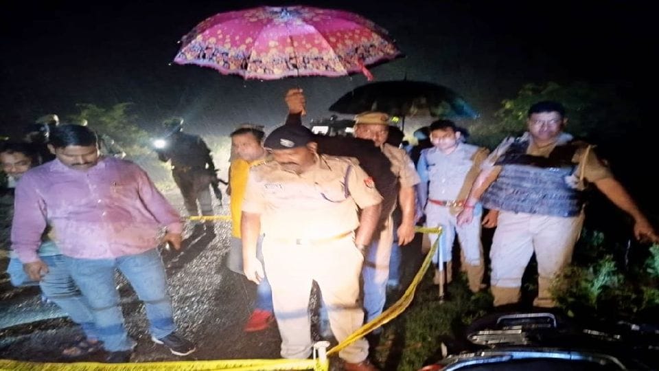 Kasganj police arrested the rewardee miscreants in the encounter