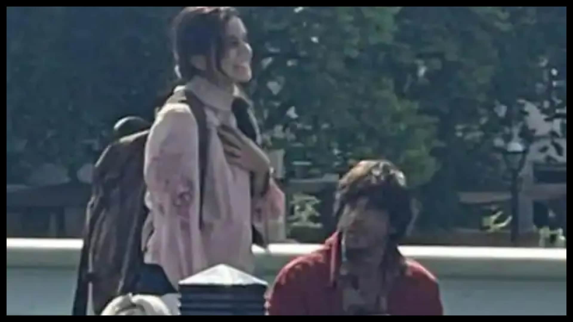 shahrukh khan shooting for film dunki with taapsee pannu in kashmir video viral on social media
