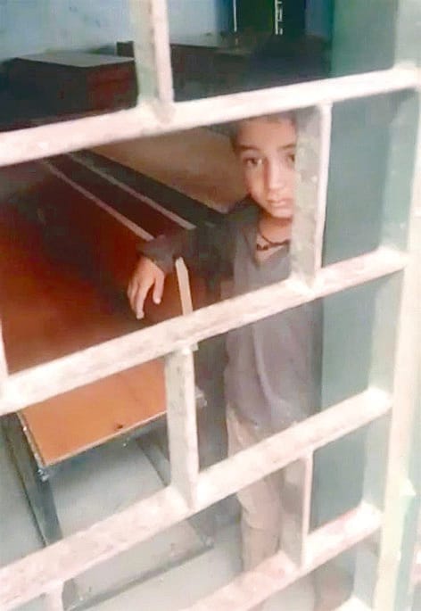 Hathras: 10 teachers suspended, salary of four withheld for locking up a child in school