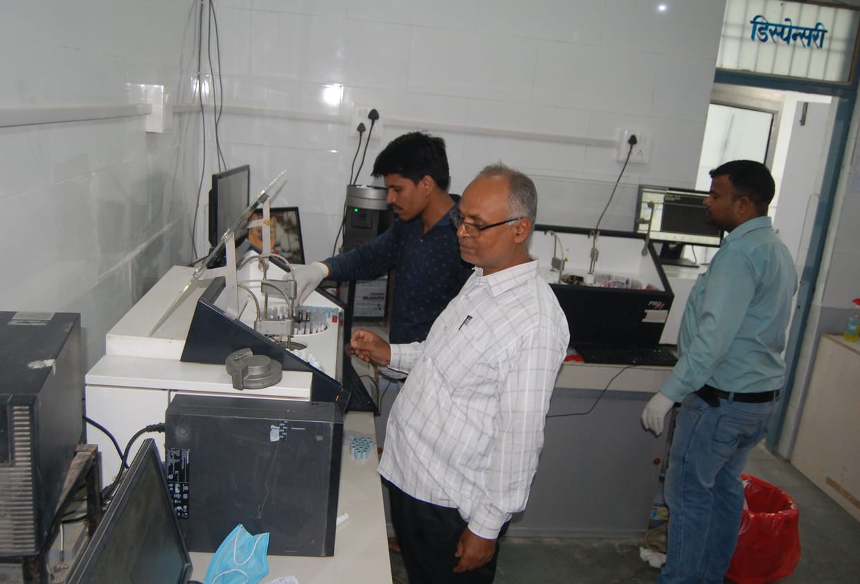 eye checking star in medical college