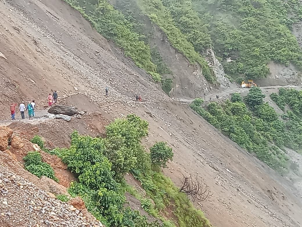 Jhulaghat-Baltari road closed for 10 days
