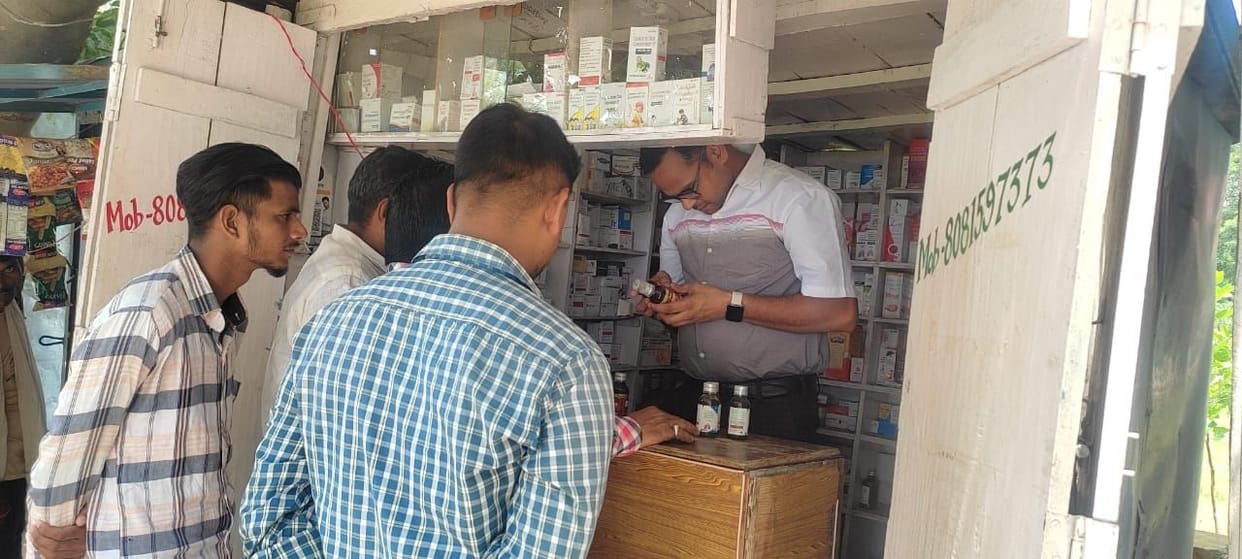 Three medical stores sealed, medicines seizedThree medical stores sealed, medicines seized