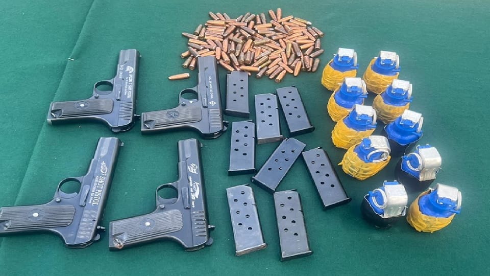 Two hybrid terrorists arrested in Kupwara, pistol and 10 grenades recovered