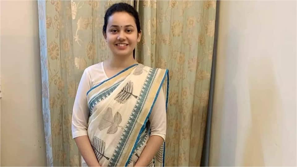 Riya Dabi assistant collector of Alwar Tina Dabi Sister Jaisalmer