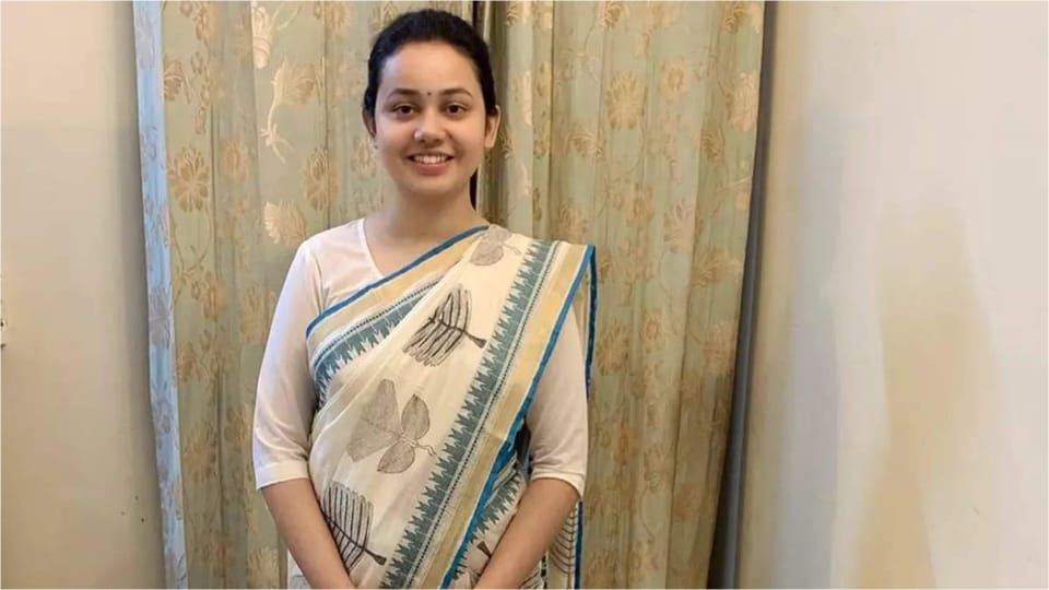 Riya Dabi assistant collector of Alwar Tina Dabi Sister Jaisalmer