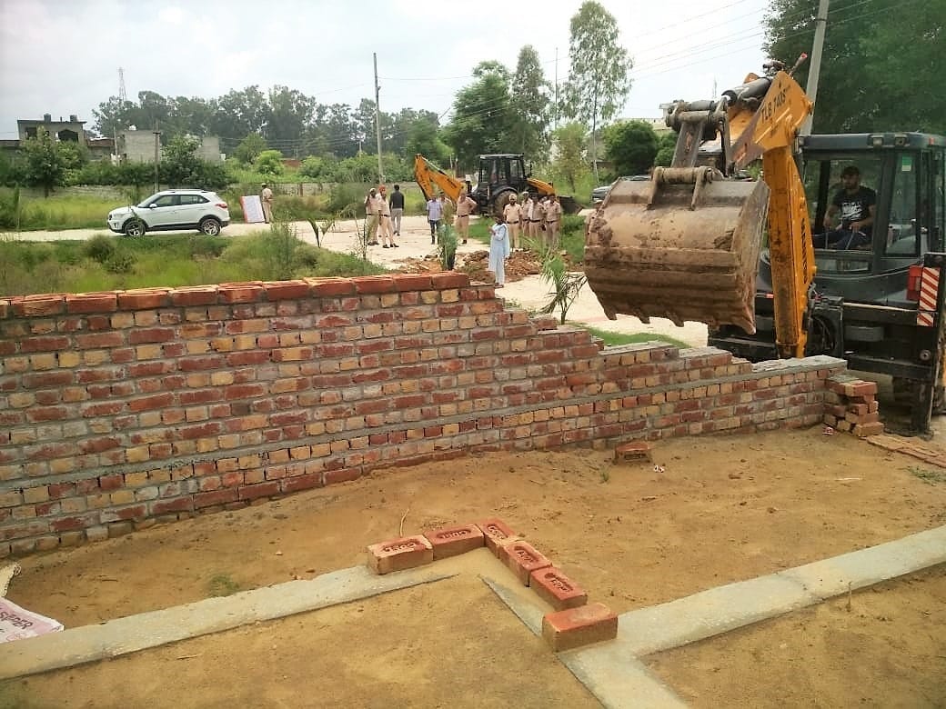 Construction works demolished in illegal colony, Kurukshetra