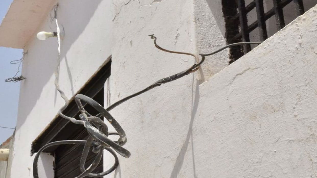 Ayurveda doctor died due to electrocution while moving meter wire