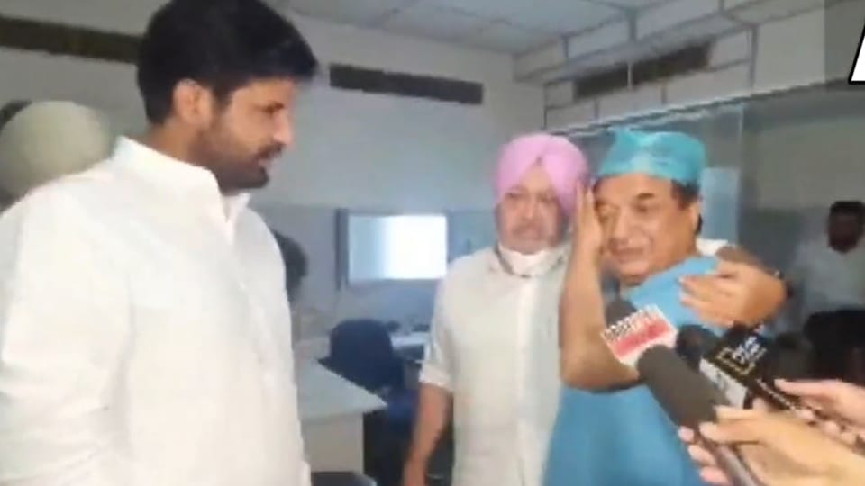 Punjab Congress chief Amarinder Singh Raja Warring meets Dr. Raj Bahadur in Mohali