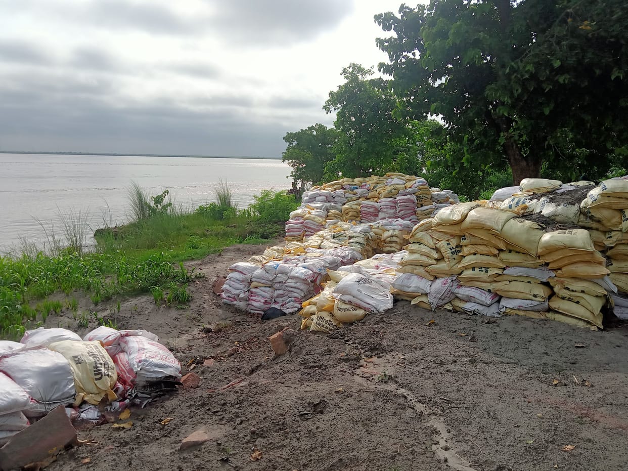 Concern increased due to fluctuations in the water level of Gandak