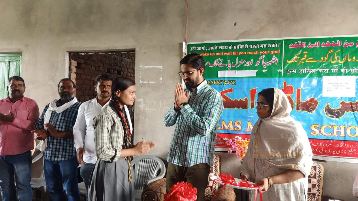 shiksha hee jindagee mein laatee hai parivartan : vidhaayak